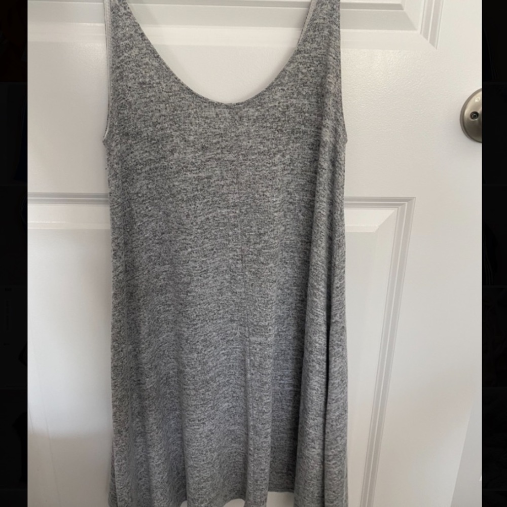 Aritzia Wilfred Free XS grey dress!
